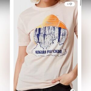 UO/PROJECT SOCIAL T - NIAGARA FALLS TEE